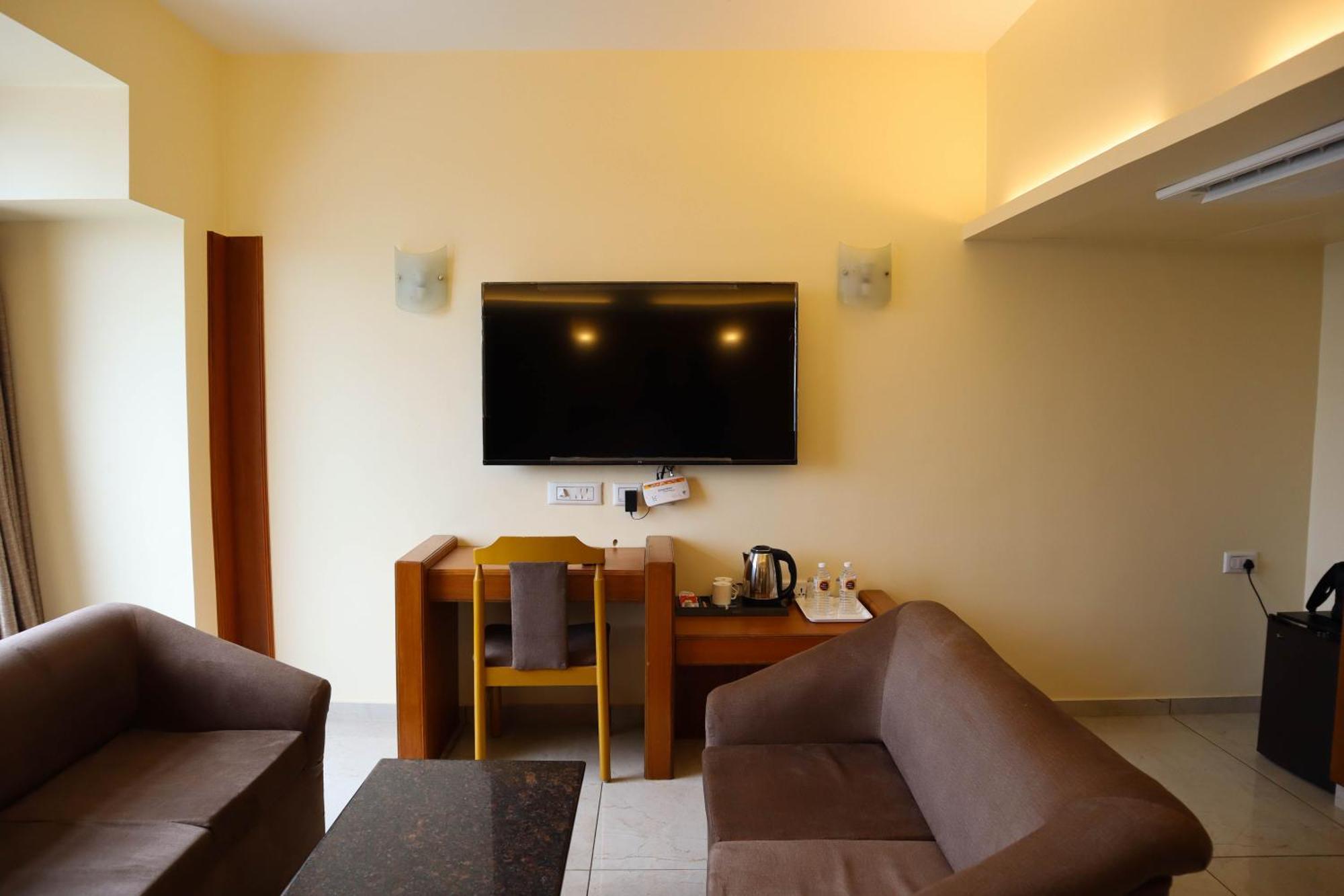 Hotel Salem Castle Zewnętrze zdjęcie