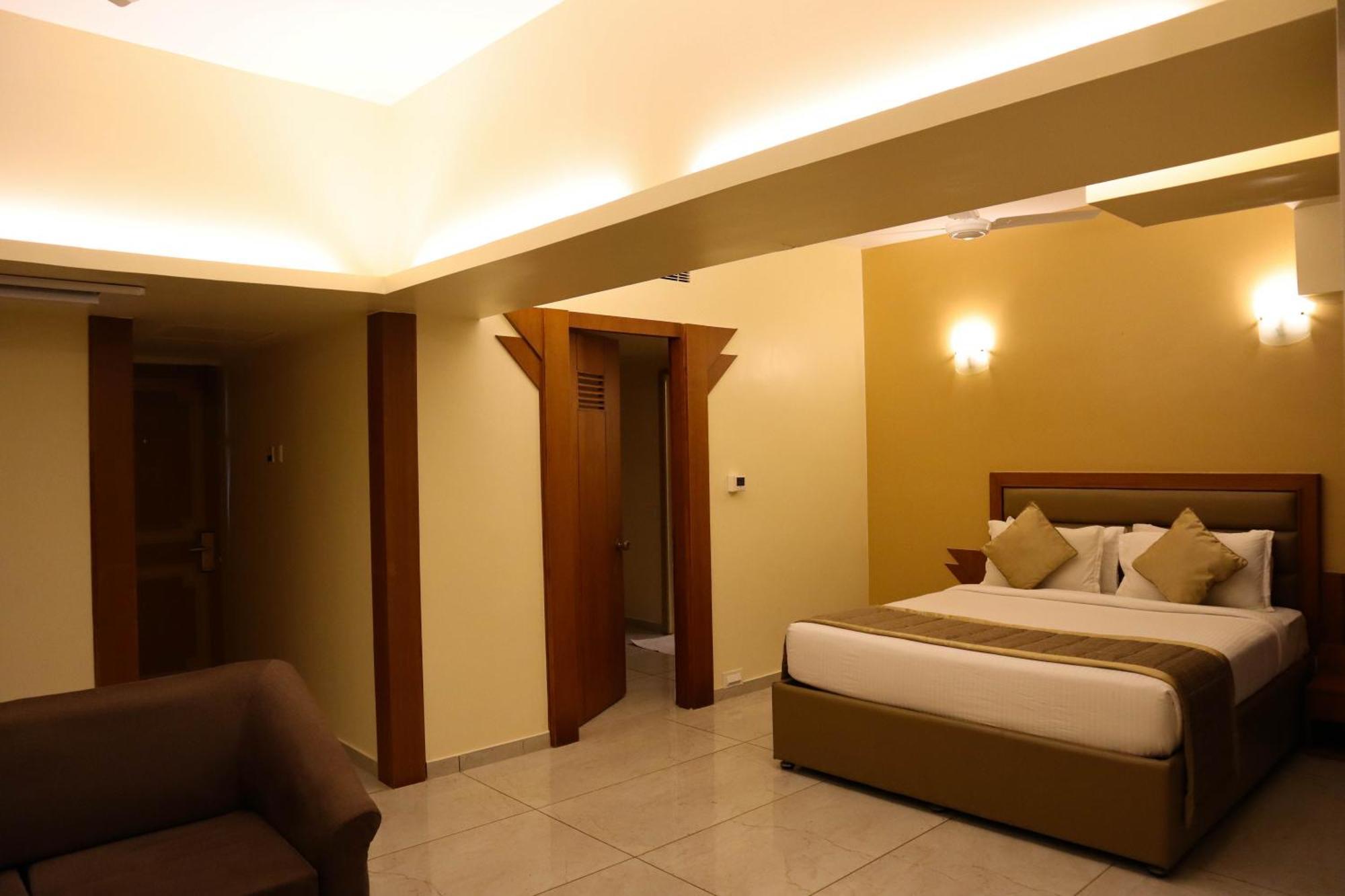 Hotel Salem Castle Zewnętrze zdjęcie